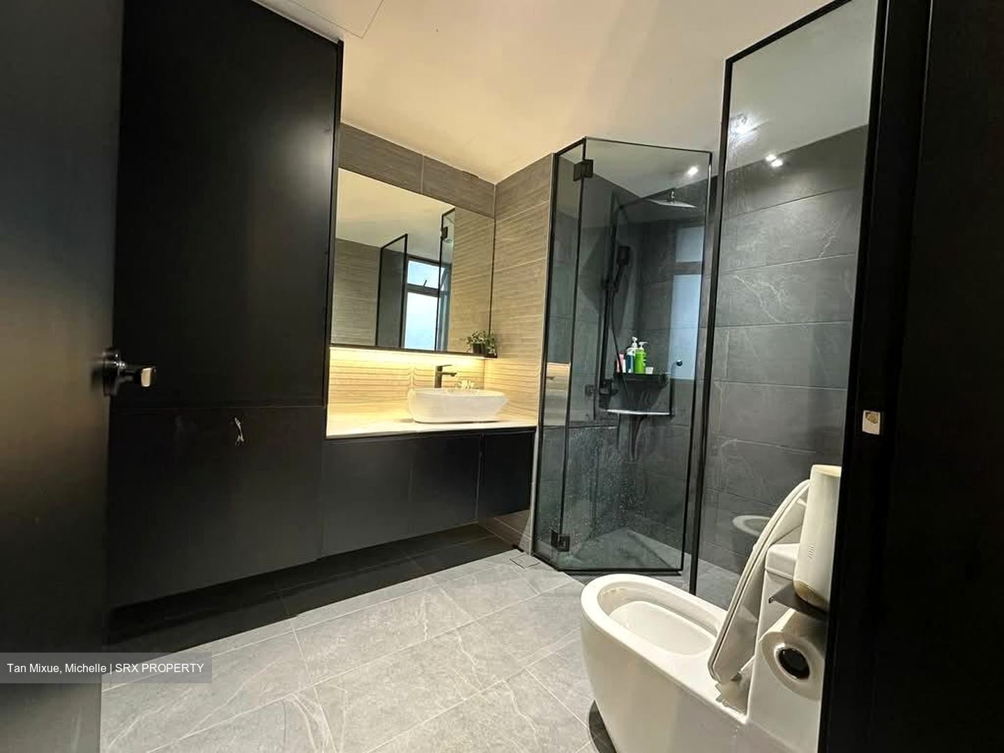 The Florida (D19), Condominium #559734651